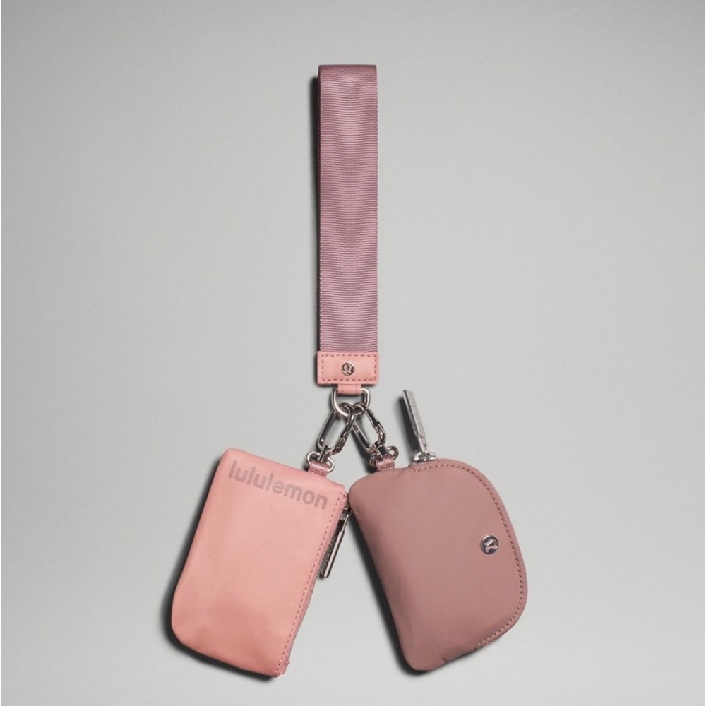 NWT Dual Pouch Wristlet | Lululemon